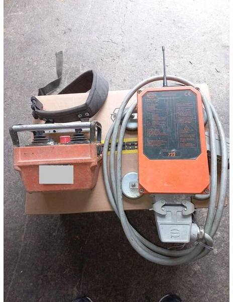 Liebherr HBC radio control 112/132/140/180EC-H - Кулски кран: слика 2 Liebherr HBC radio control 112/132/140/180EC-H - Кулски кран: слика 2