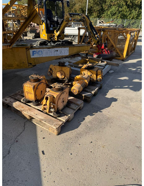 Liebherr driven boogies - 50/63K - Кулски кран: слика 1 Liebherr driven boogies - 50/63K - Кулски кран: слика 1