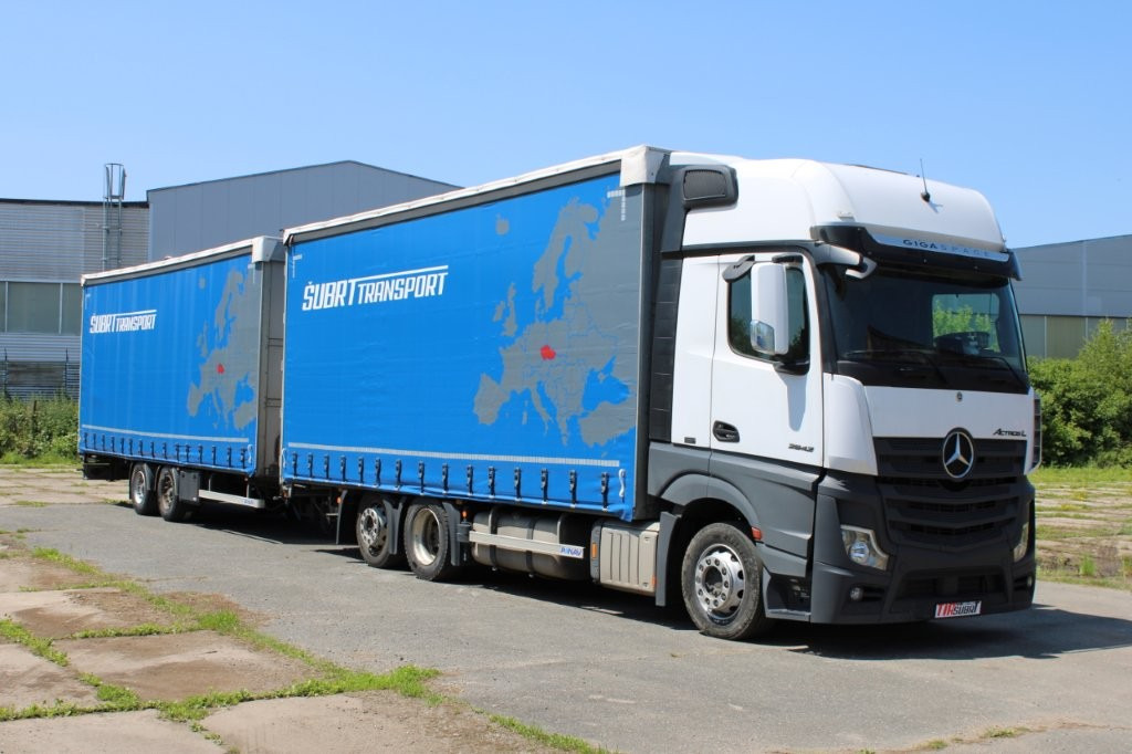 Mercedes-Benz Actros 2542 NAVIGACE + PANAV (8,20m x 2,48m x 3m) - Камион со церада: слика 1 Mercedes-Benz Actros 2542 NAVIGACE + PANAV (8,20m x 2,48m x 3m) - Камион со церада: слика 1