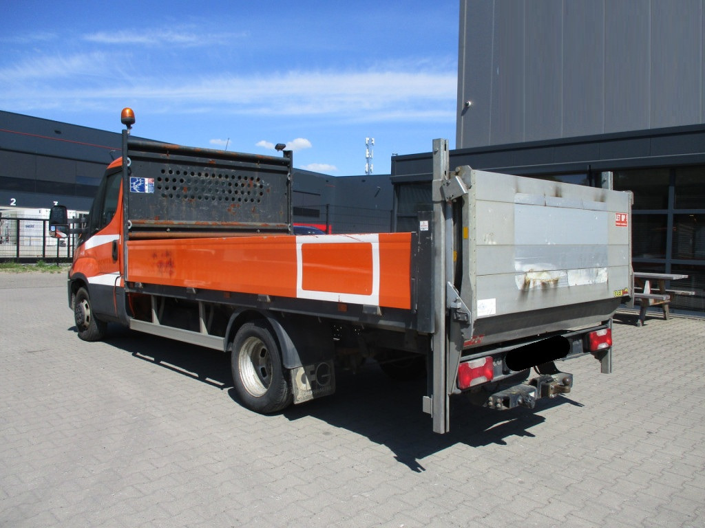 IVECO DAILY 35-140 - Комбе со отворен сандак: слика 4 IVECO DAILY 35-140 - Комбе со отворен сандак: слика 4