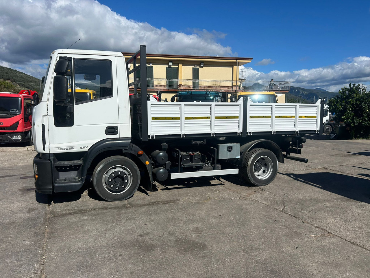Кипер IVECO EUROCARGO 120E25: слика 20