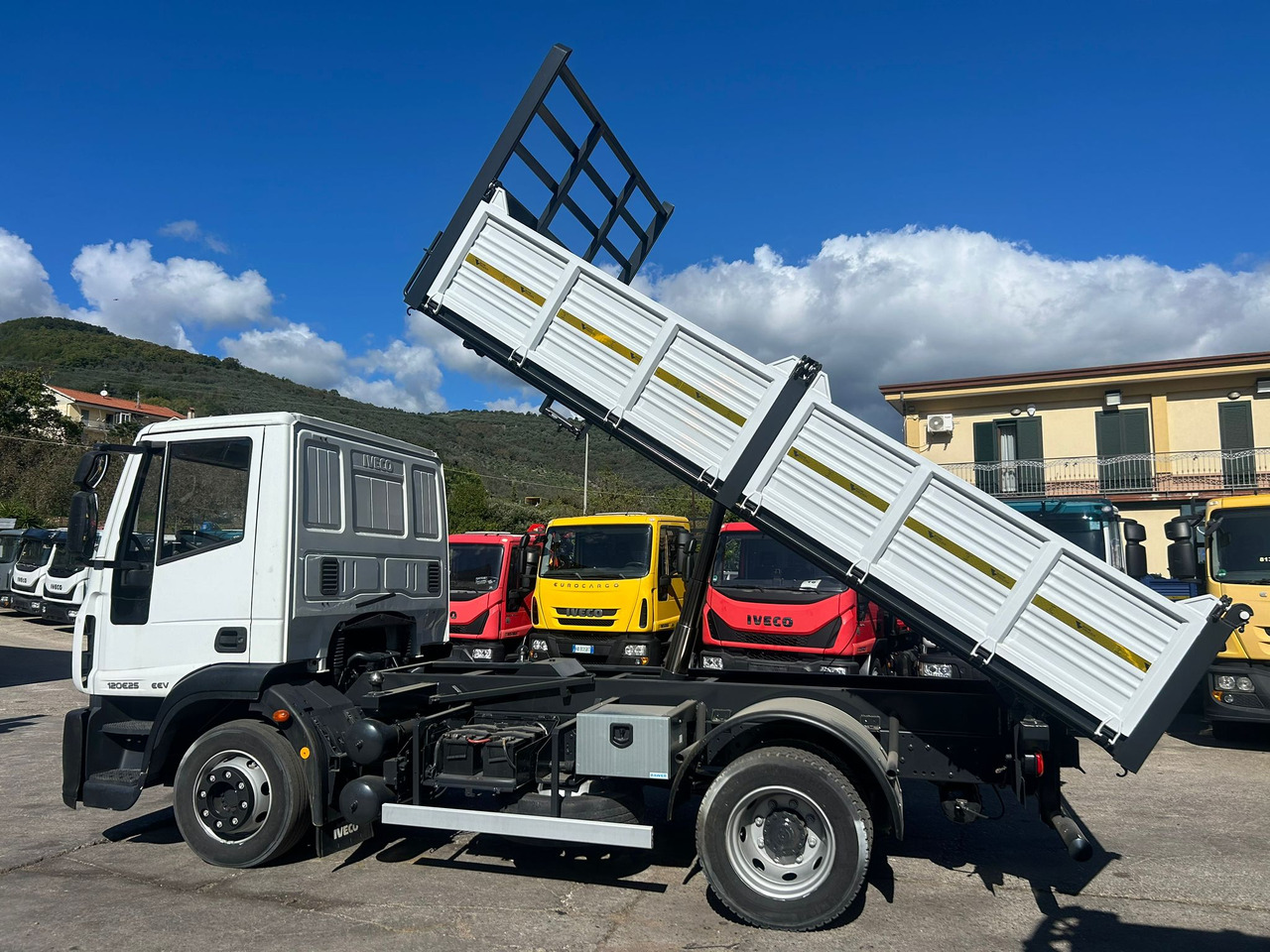 Кипер IVECO EUROCARGO 120E25: слика 17