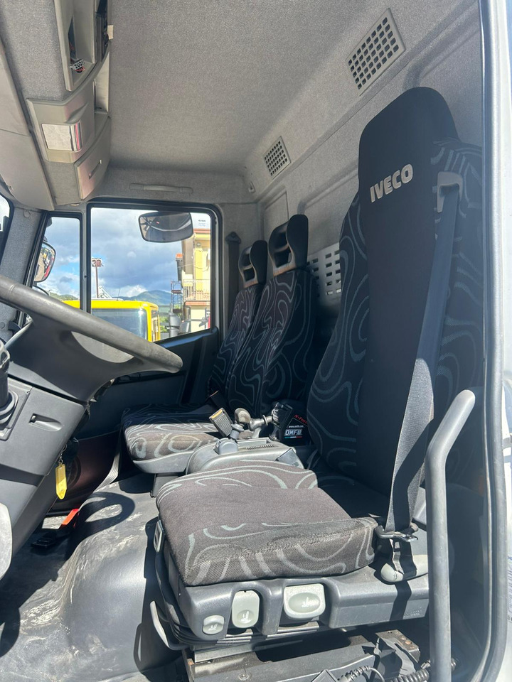 Кипер IVECO EUROCARGO 120E25: слика 40