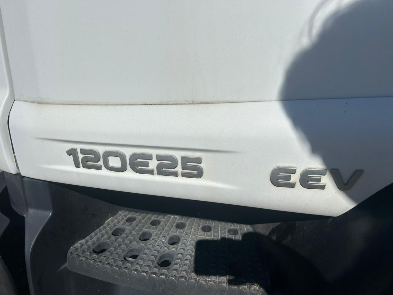 Кипер IVECO EUROCARGO 120E25: слика 38