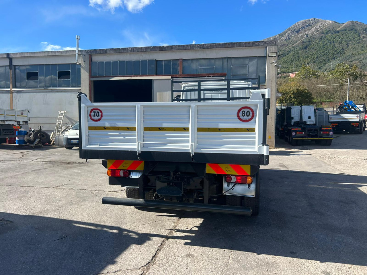 Кипер IVECO EUROCARGO 120E25: слика 32