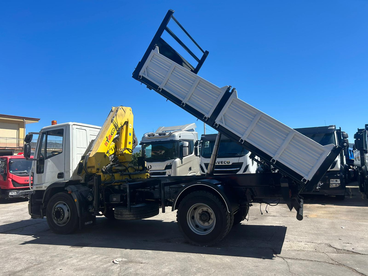 Камион со кран, Кипер IVECO EUROCARGO 160E28: слика 43