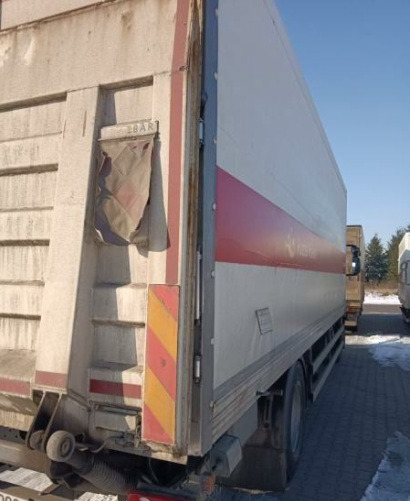 IVECO EUROCARGO 180-250 - Камион со кабинска шасија, Камион со кран: слика 5 IVECO EUROCARGO 180-250 - Камион со кабинска шасија, Камион со кран: слика 5
