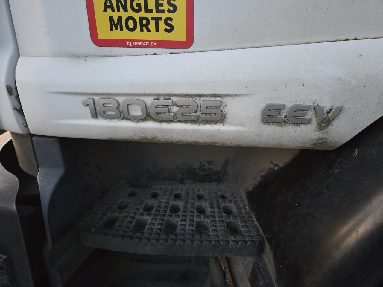 IVECO EUROCARGO 180E25 - Камион со кран, Камион со кран: слика 5 IVECO EUROCARGO 180E25 - Камион со кран, Камион со кран: слика 5