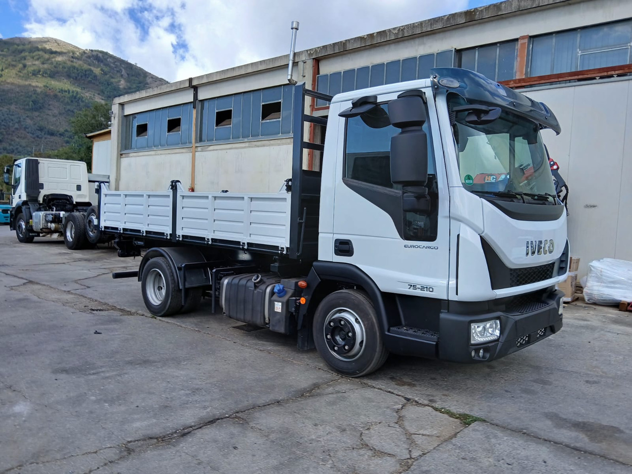 IVECO EUROCARGO 75-210 - Кипер: слика 1 IVECO EUROCARGO 75-210 - Кипер: слика 1
