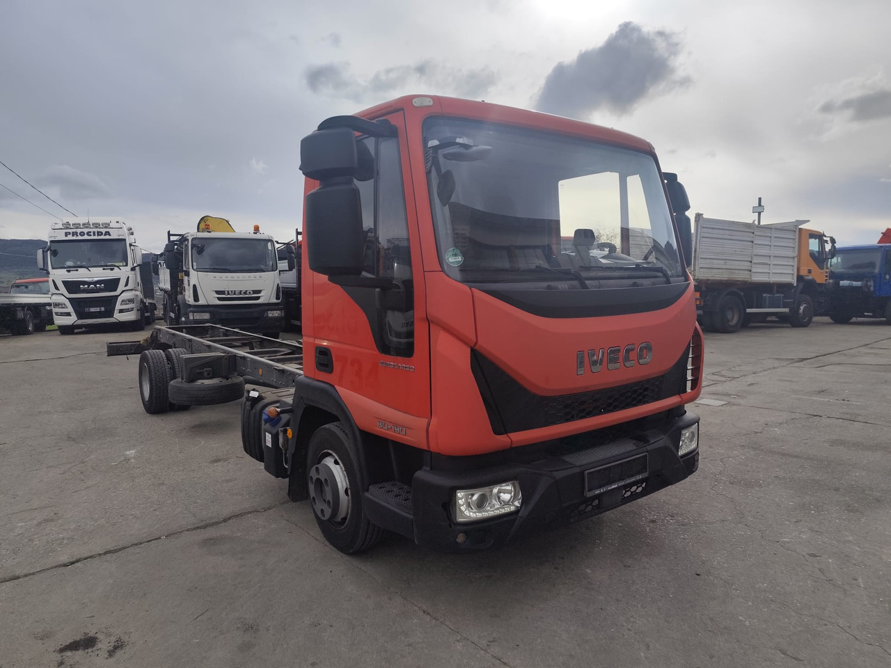 IVECO EUROCARGO 80-190 - Камион со кабинска шасија: слика 2 IVECO EUROCARGO 80-190 - Камион со кабинска шасија: слика 2