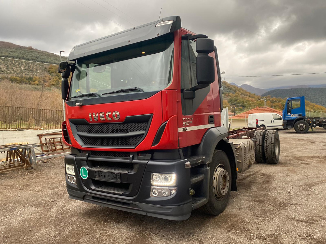 IVECO STRALIS 190S31 - Камион со кабинска шасија: слика 4 IVECO STRALIS 190S31 - Камион со кабинска шасија: слика 4