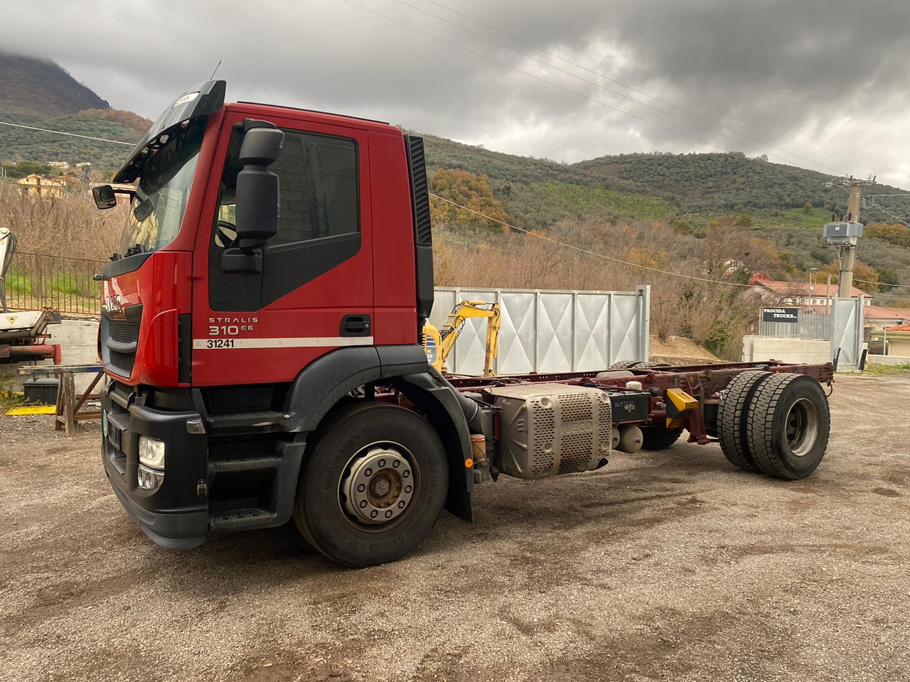IVECO STRALIS 190S31 - Камион со кабинска шасија: слика 3 IVECO STRALIS 190S31 - Камион со кабинска шасија: слика 3