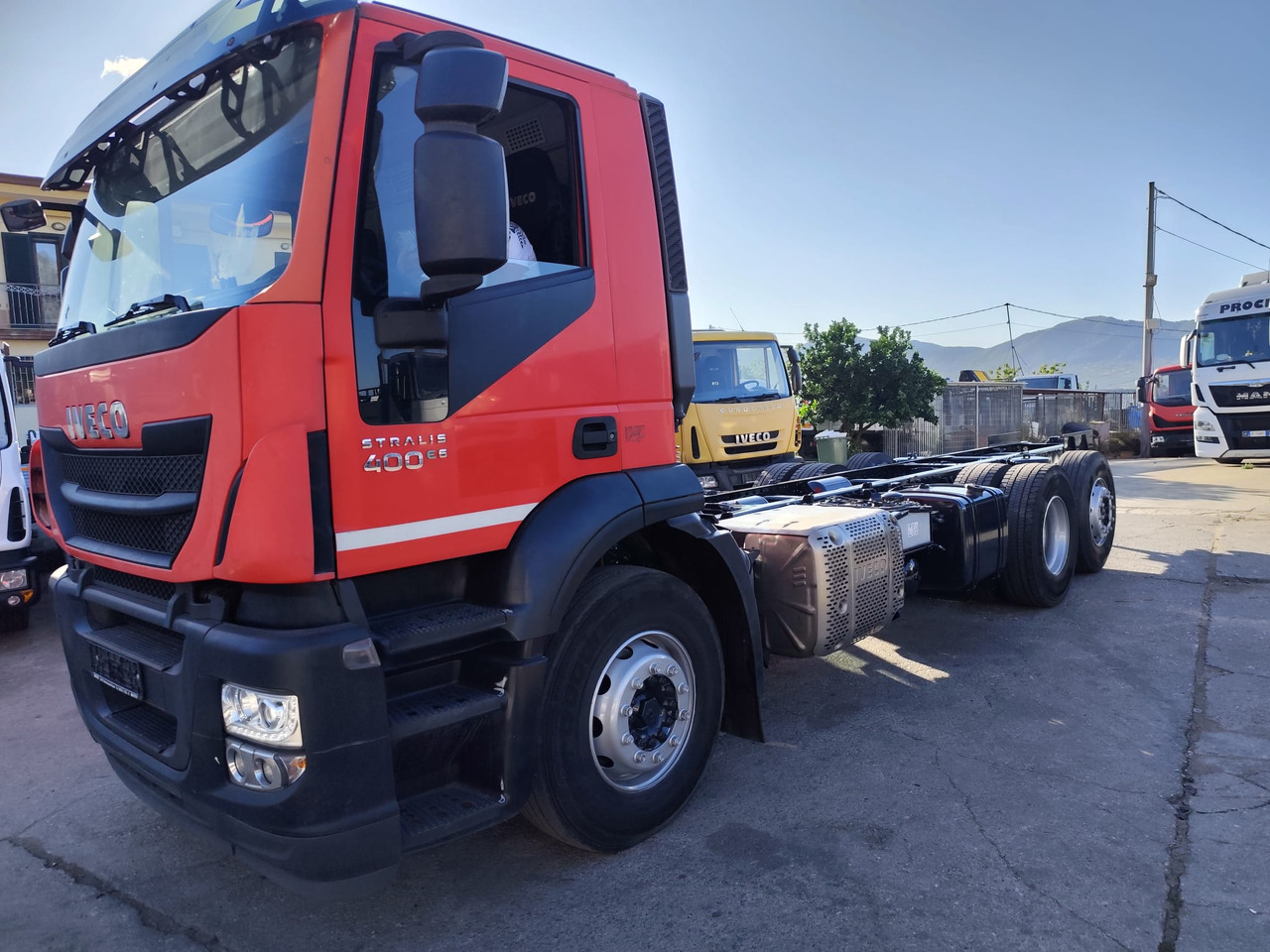 IVECO STRALIS 260S40 - Камион со платформа: слика 5 IVECO STRALIS 260S40 - Камион со платформа: слика 5