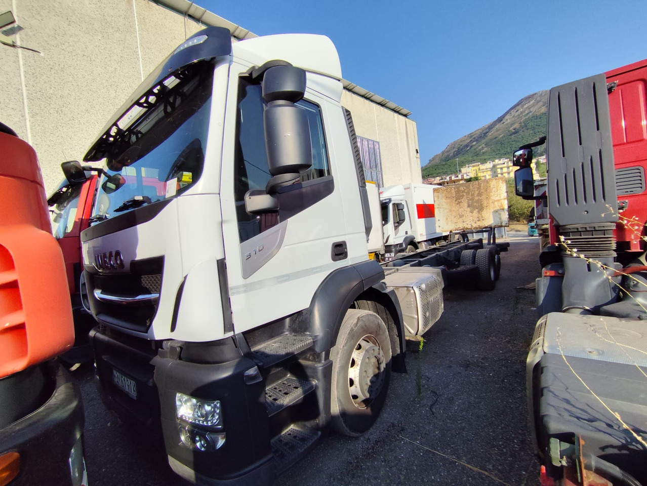 IVECO STRALIS AD 260S31 XP - Камион сандучар: слика 3 IVECO STRALIS AD 260S31 XP - Камион сандучар: слика 3