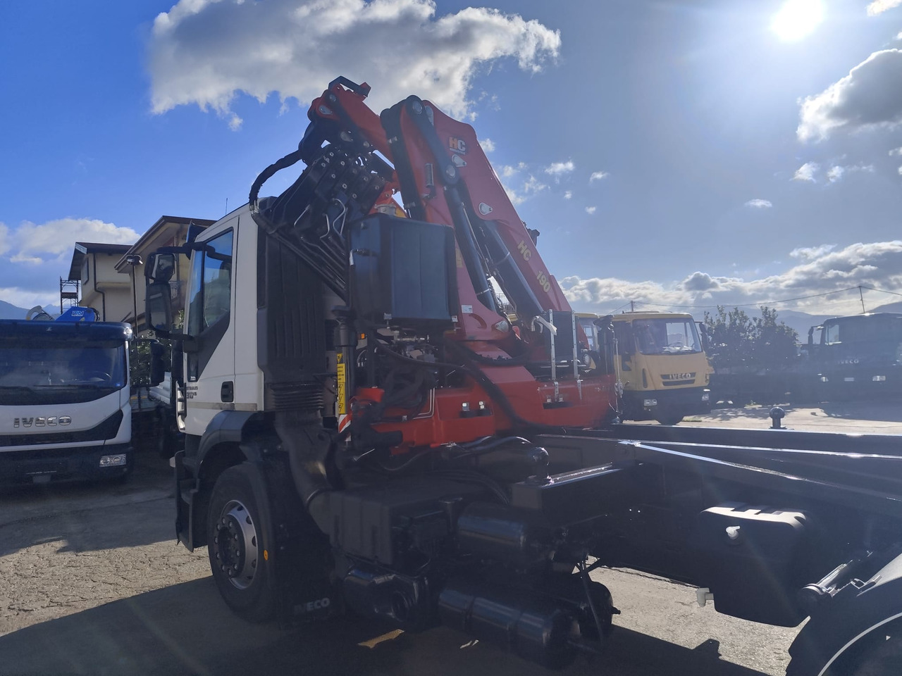 IVECO STRALIS CUBE 260S31 - Камион со кран: слика 2 IVECO STRALIS CUBE 260S31 - Камион со кран: слика 2