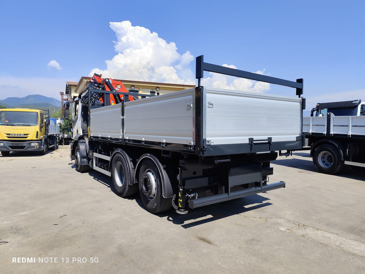 IVECO STRALIS CUBE 260S31 - Камион со кран: слика 5 IVECO STRALIS CUBE 260S31 - Камион со кран: слика 5