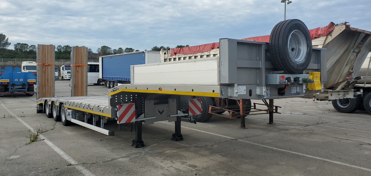 YALCIN 3 ESSIEUX STD - Полуприколка за низок утовар: слика 1 YALCIN 3 ESSIEUX STD - Полуприколка за низок утовар: слика 1