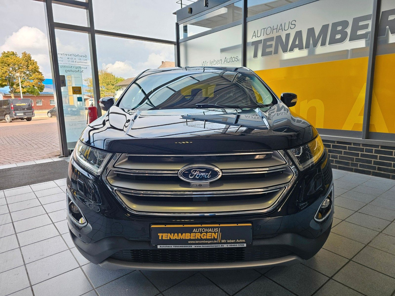 Ford Edge Titanium 4x4 AHK ACC SchiebeDach Navi LED - SUV: слика 4 Ford Edge Titanium 4x4 AHK ACC SchiebeDach Navi LED - SUV: слика 4
