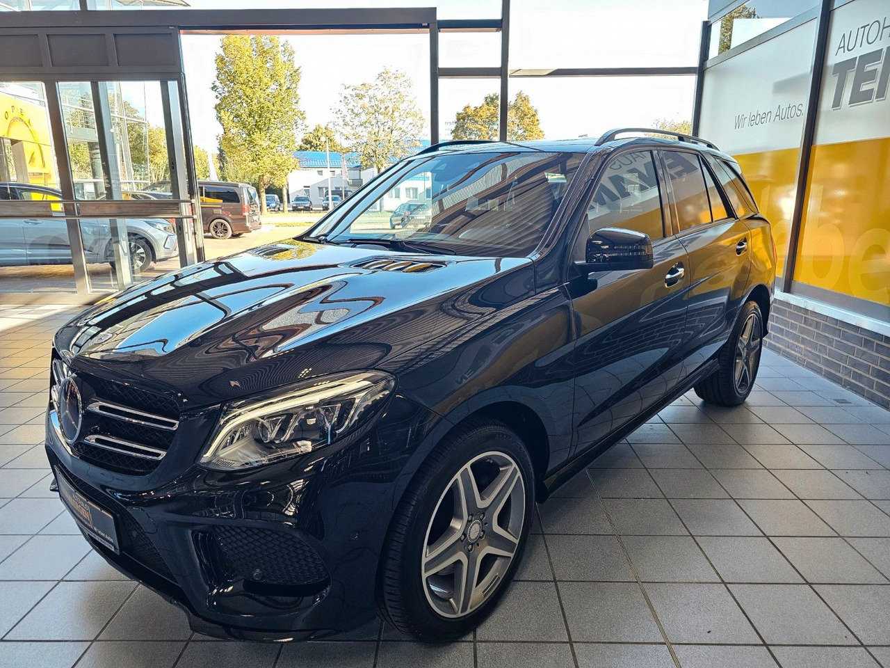Mercedes-Benz GLE 350 d 4Matic AMG Line - SUV: слика 4 Mercedes-Benz GLE 350 d 4Matic AMG Line - SUV: слика 4