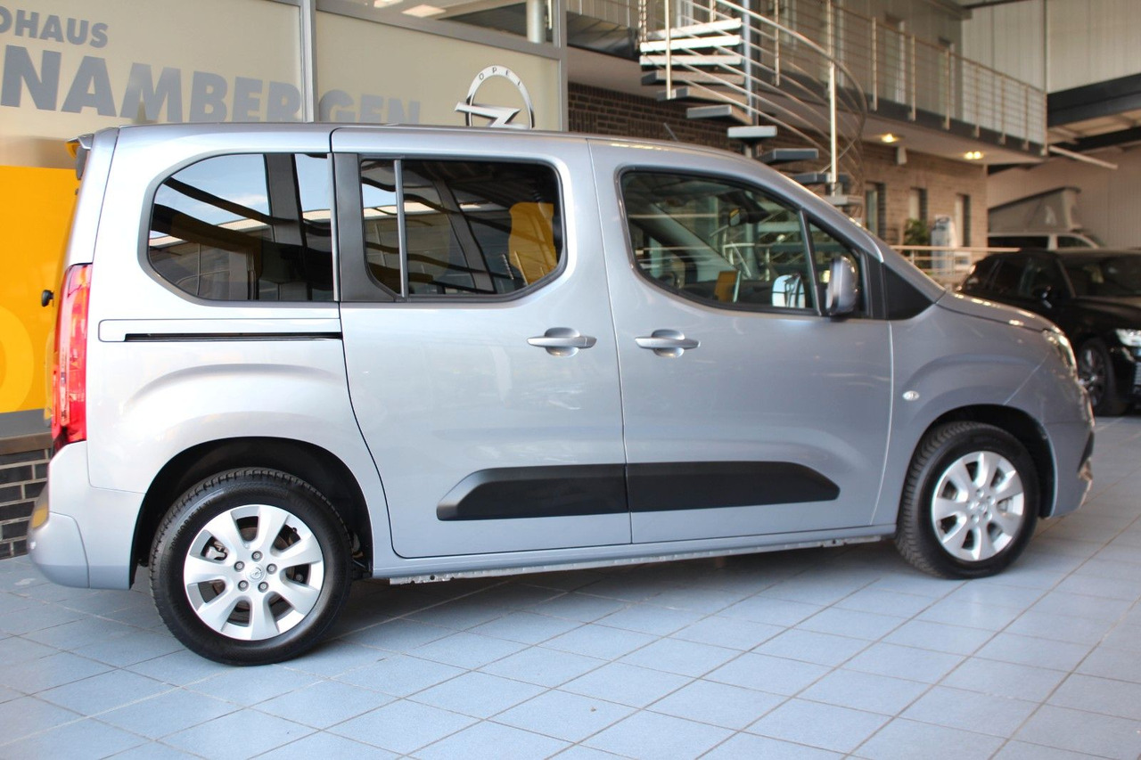 Opel Combo Life E Elegance 180°Kamera Allwetter DAB - Патничко комбе: слика 3 Opel Combo Life E Elegance 180°Kamera Allwetter DAB - Патничко комбе: слика 3