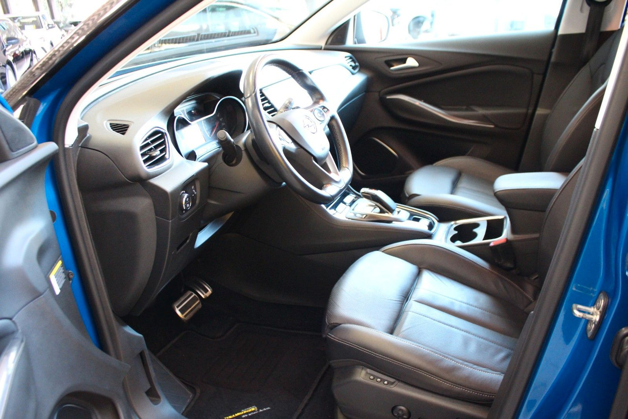 Opel Grandland Plug-in-Hybrid AHK Navi Leder LED Kam. - SUV: слика 5 Opel Grandland Plug-in-Hybrid AHK Navi Leder LED Kam. - SUV: слика 5