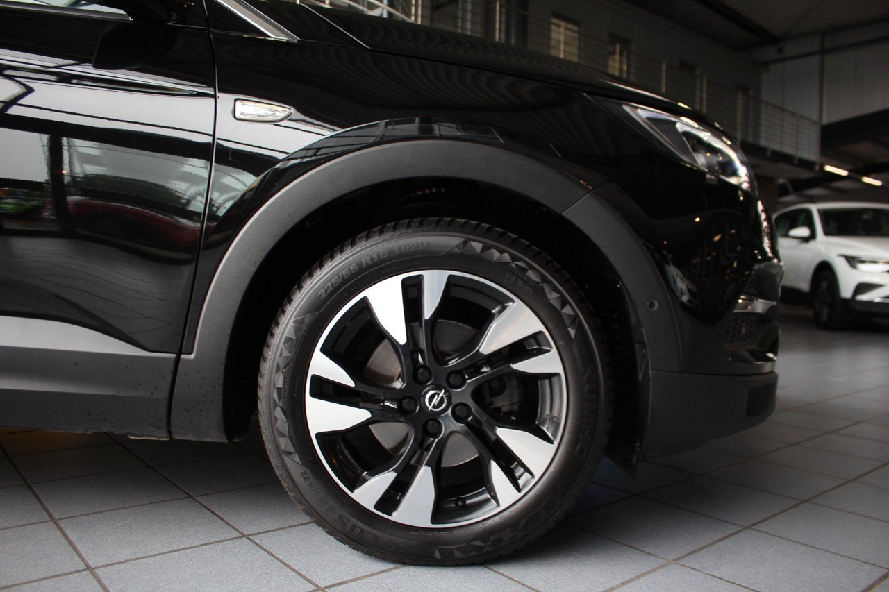 SUV Opel Grandland X Automatik Leder Navi AHK Kamera LED: слика 20