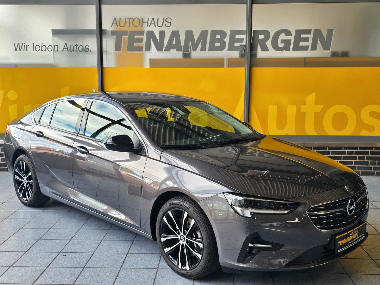 Opel Insignia B GS Elegance Memory Matrix SHZ Massage - Седан: слика 1 Opel Insignia B GS Elegance Memory Matrix SHZ Massage - Седан: слика 1