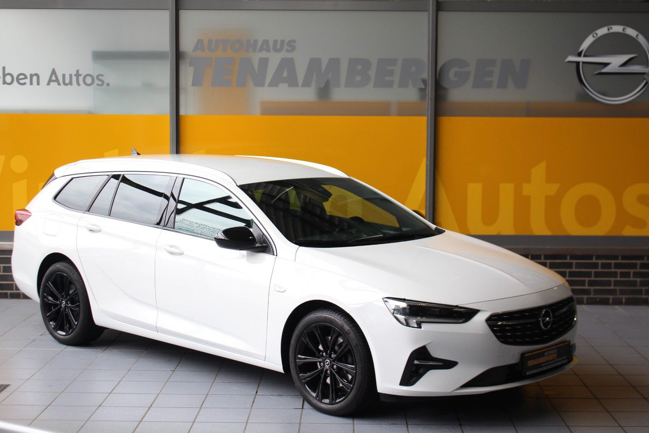 Opel Insignia B ST 4x4 Leder Massage Bose Matrix AHK - Караван: слика 1 Opel Insignia B ST 4x4 Leder Massage Bose Matrix AHK - Караван: слика 1