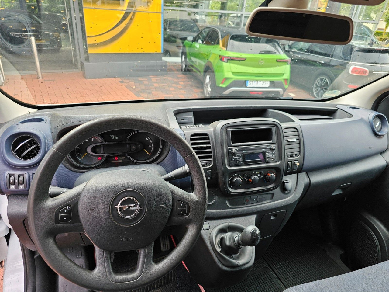 Лизинг на  Opel Vivaro B Combi Bus L2H1  2,9t AHK Opel Vivaro B Combi Bus L2H1  2,9t AHK: слика 14