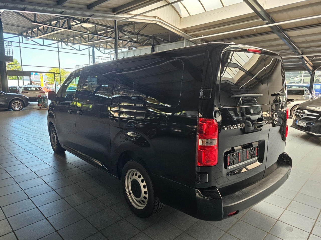 Opel Vivaro Kasten FlexSpace L DoKa Navi CarPlay DAB - Мало комбе, Комби со двојна кабина: слика 3 Opel Vivaro Kasten FlexSpace L DoKa Navi CarPlay DAB - Мало комбе, Комби со двојна кабина: слика 3
