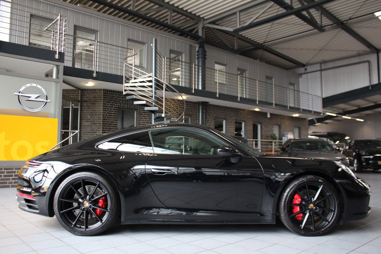 Porsche 992 Carrera 4S Sport-Chrono Matrix PZService neu - Купе: слика 2 Porsche 992 Carrera 4S Sport-Chrono Matrix PZService neu - Купе: слика 2
