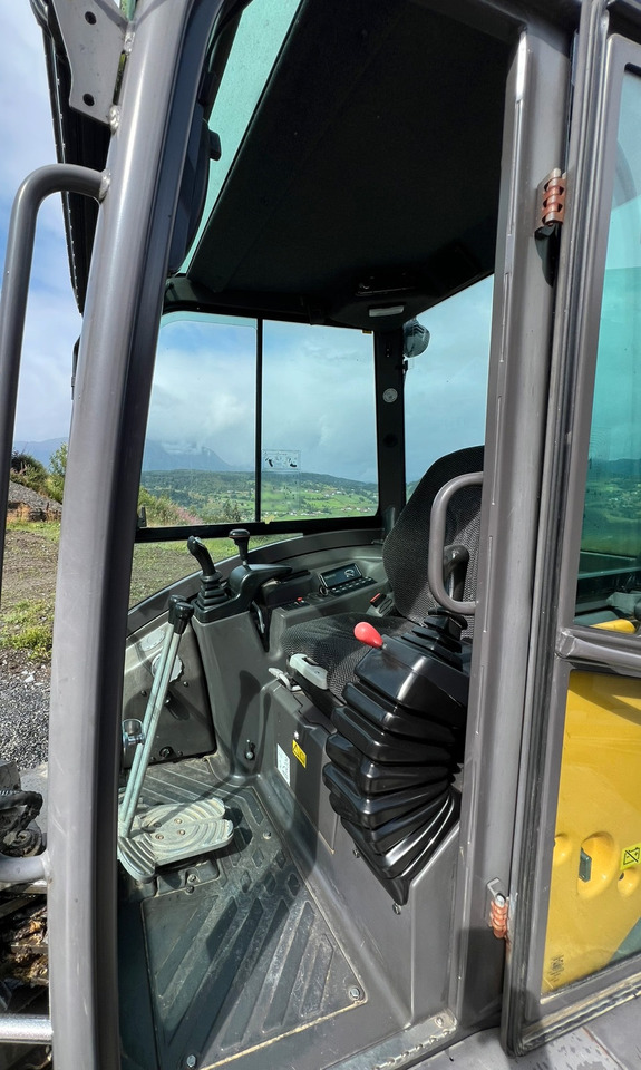 Volvo ECR25D - Багер: слика 4 Volvo ECR25D - Багер: слика 4