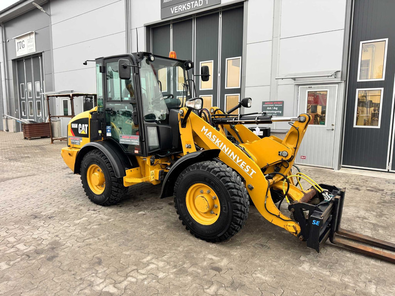 Caterpillar 906M Cat 906M - Натоварувач на тркала: слика 5 Caterpillar 906M Cat 906M - Натоварувач на тркала: слика 5