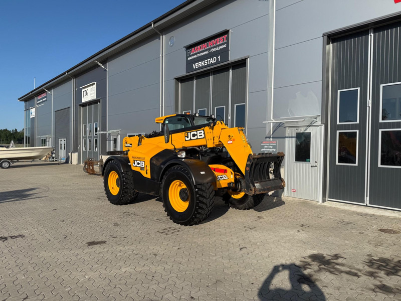 JCB 535-95 40km/h - Телескопски ракувач: слика 5 JCB 535-95 40km/h - Телескопски ракувач: слика 5