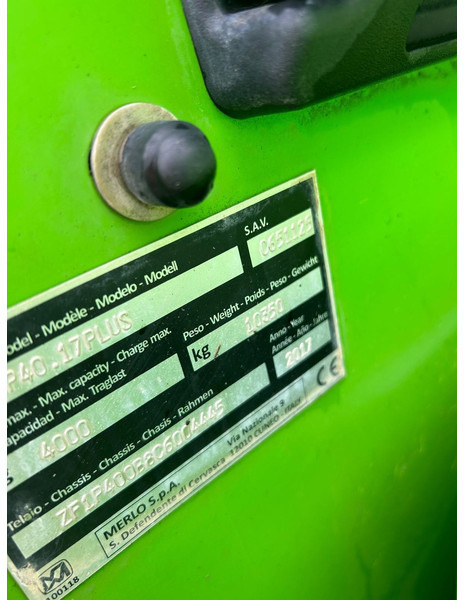 Merlo P 40.17 PLUS Merlo P40.17 PLUS - Телескопски ракувач: слика 4 Merlo P 40.17 PLUS Merlo P40.17 PLUS - Телескопски ракувач: слика 4