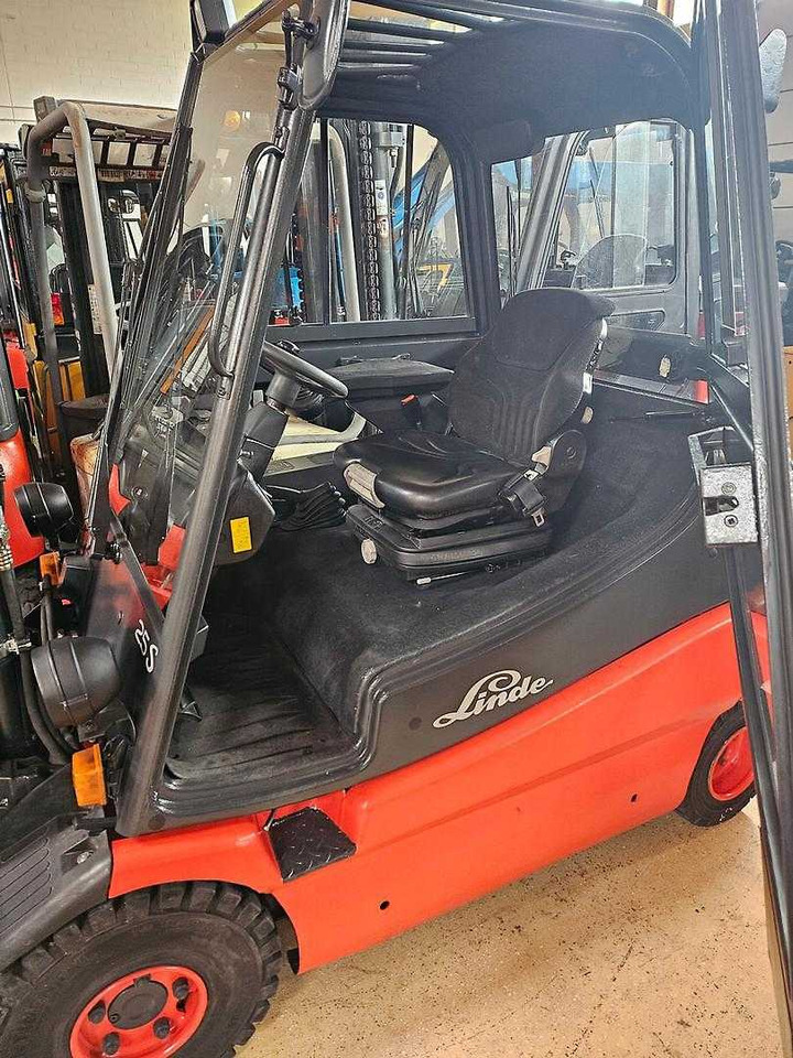 Linde E25S-03 - Електричен вилушкар: слика 5 Linde E25S-03 - Електричен вилушкар: слика 5