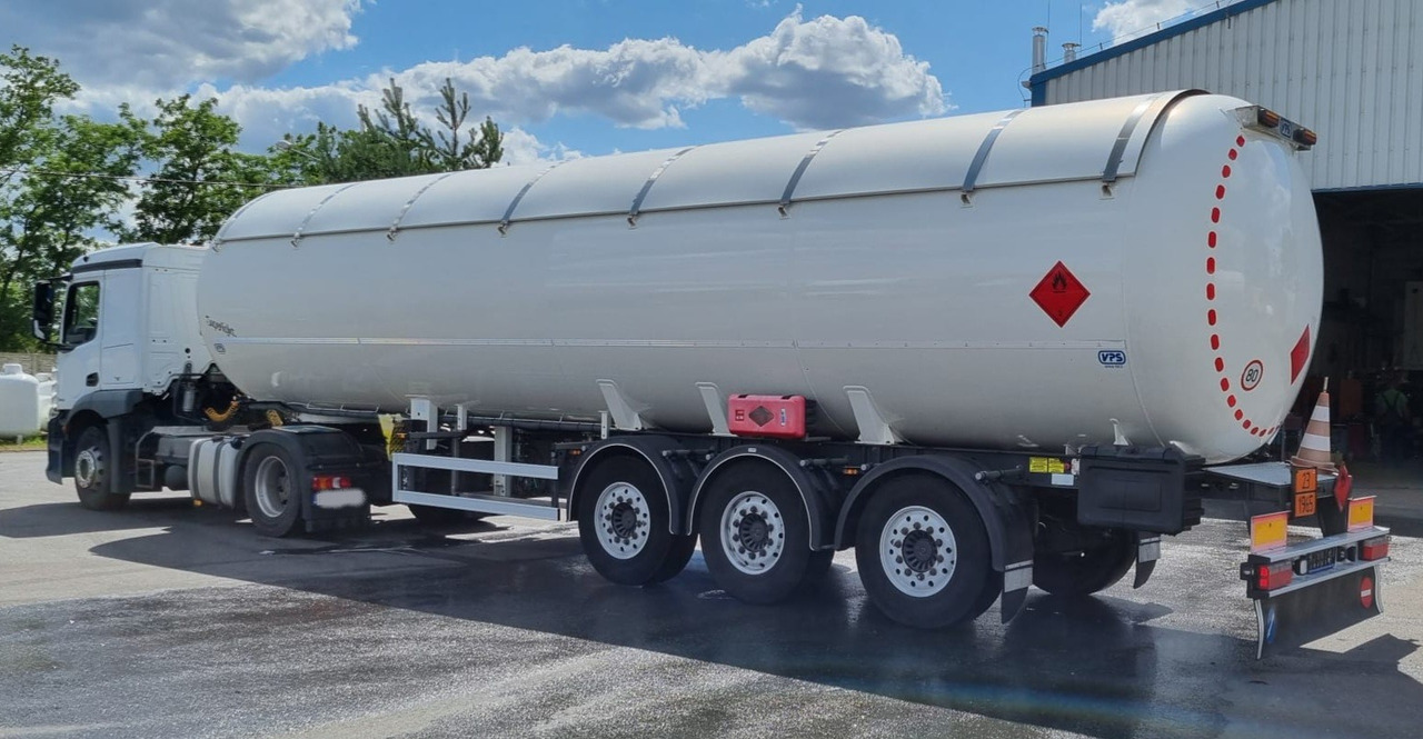 VPS CN50/ EMERSON F200/ PROPANE/ LPG - Полуприколка цистерна: слика 2 VPS CN50/ EMERSON F200/ PROPANE/ LPG - Полуприколка цистерна: слика 2