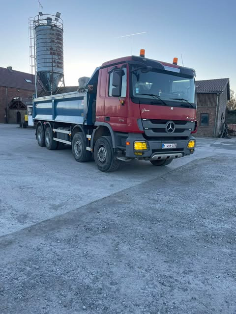 MERCEDES-BENZ actros - Кипер, Камион со кран: слика 1 MERCEDES-BENZ actros - Кипер, Камион со кран: слика 1