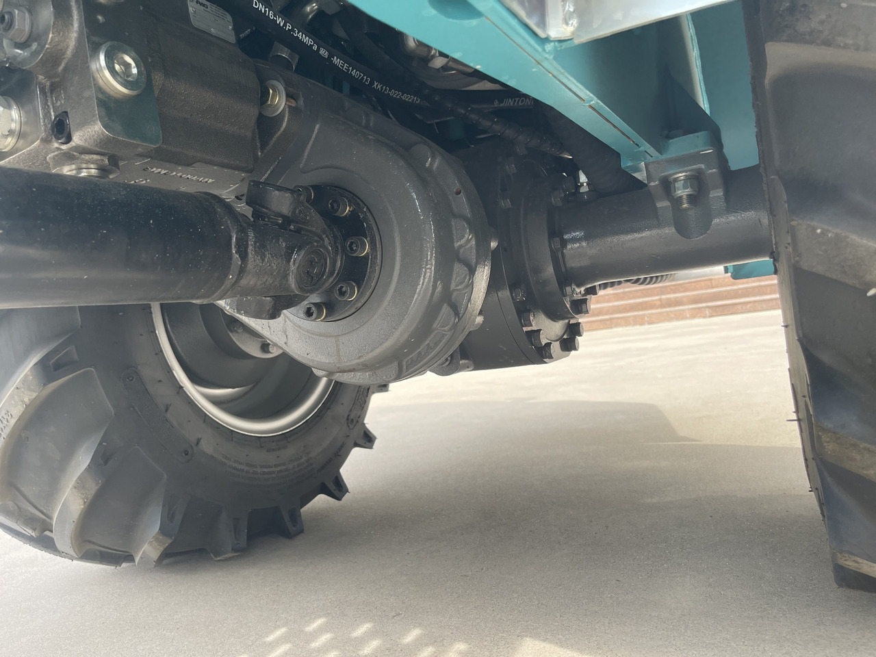 MEGALOAD Free Shipping Wheel Loader JCB 1 ton CE/EURO5 Kubota Engine Articulated AK1100 - Натоварувач на тркала: слика 5 MEGALOAD Free Shipping Wheel Loader JCB 1 ton CE/EURO5 Kubota Engine Articulated AK1100 - Натоварувач на тркала: слика 5