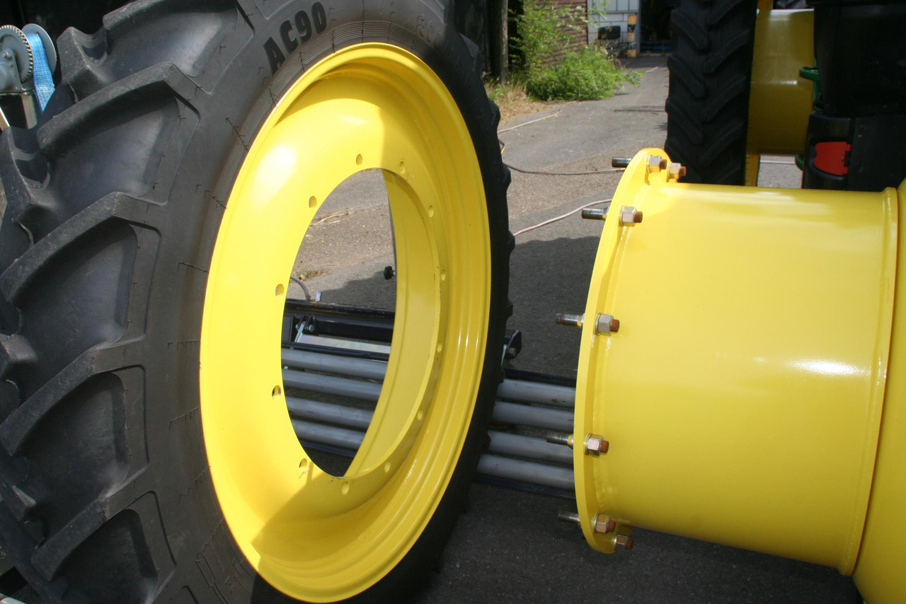 Vari-Quick track-adjustable agricultural rims - Бандаж за Земјоделска машина: слика 5 Vari-Quick track-adjustable agricultural rims - Бандаж за Земјоделска машина: слика 5