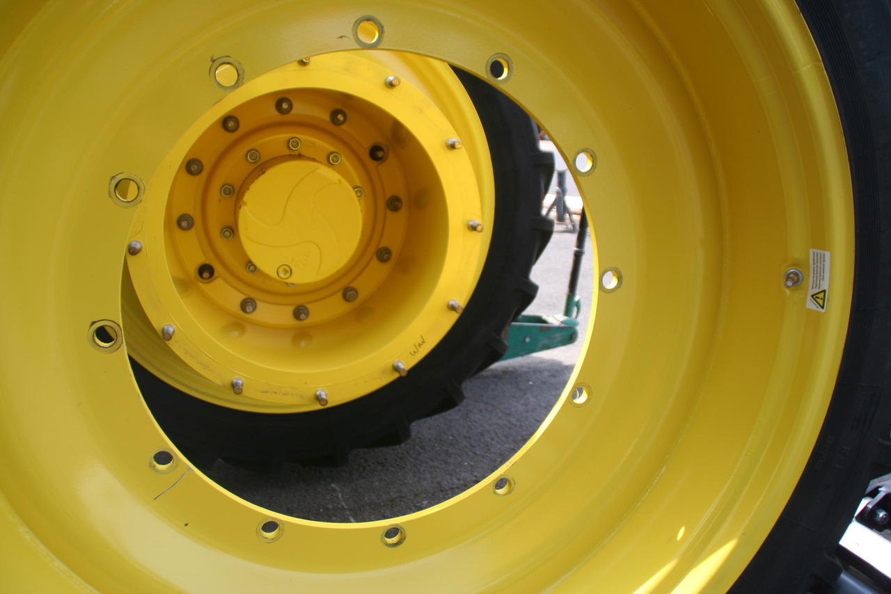 Vari-Quick track-adjustable agricultural rims - Бандаж за Земјоделска машина: слика 4 Vari-Quick track-adjustable agricultural rims - Бандаж за Земјоделска машина: слика 4