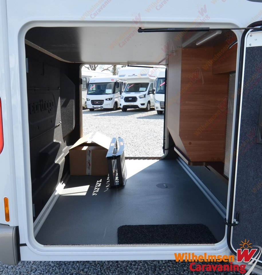 Carthago chic c-line T 4.9 LE MJ 2025*Skyview*TV*Navi* - Полуинтегриран кампер: слика 4 Carthago chic c-line T 4.9 LE MJ 2025*Skyview*TV*Navi* - Полуинтегриран кампер: слика 4