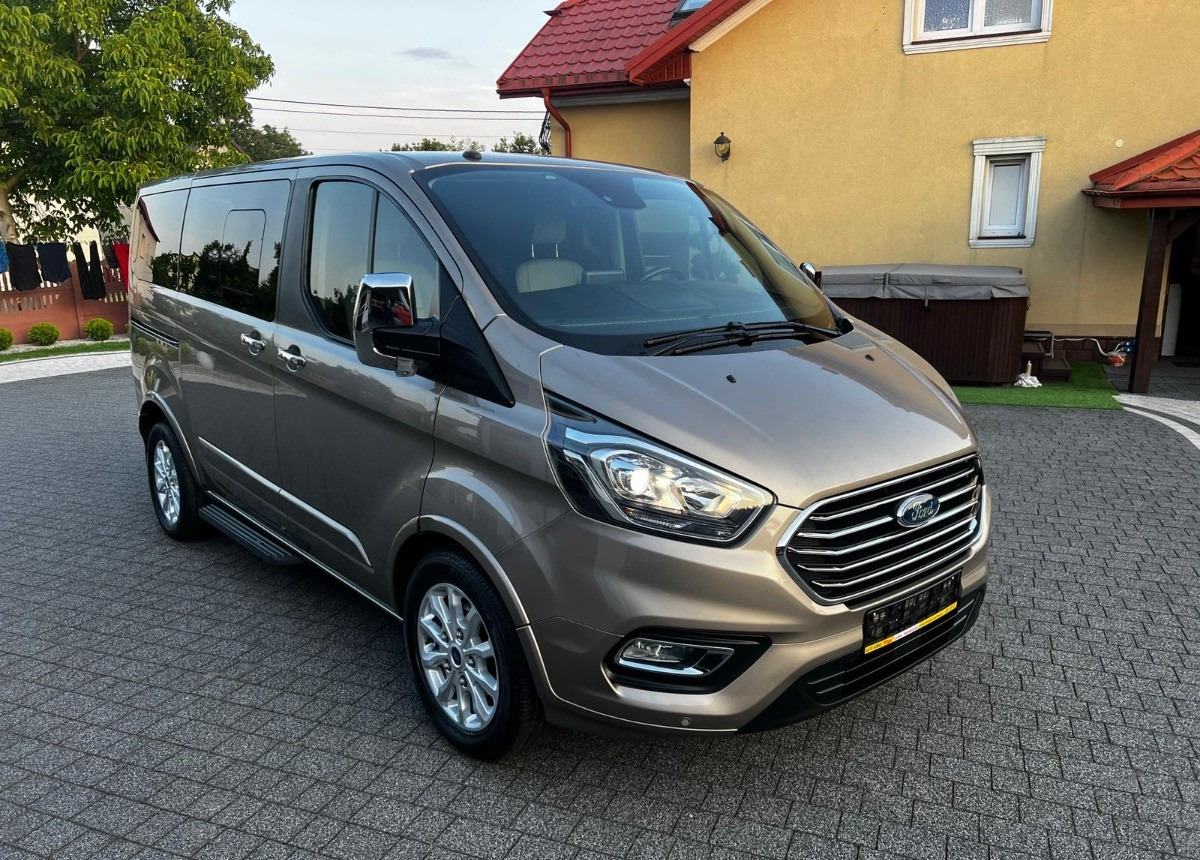 Ford Tourneo Custom Ford Turneo Tytanium X Sprowadzony Zarejstrowany - Минибус, Патничко комбе: слика 3 Ford Tourneo Custom Ford Turneo Tytanium X Sprowadzony Zarejstrowany - Минибус, Патничко комбе: слика 3