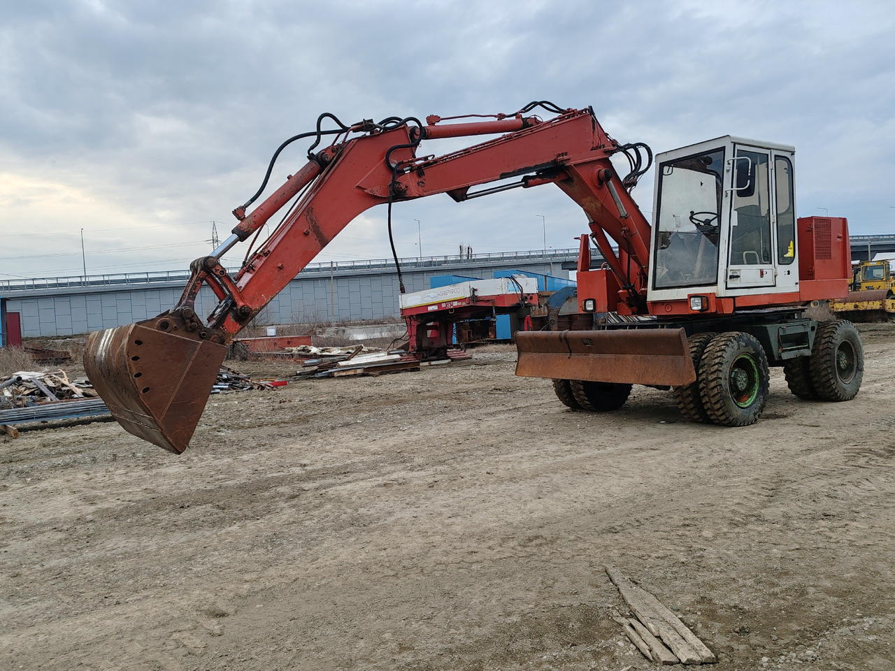 Case Poclain 61P - Багер на тркала: слика 3 Case Poclain 61P - Багер на тркала: слика 3