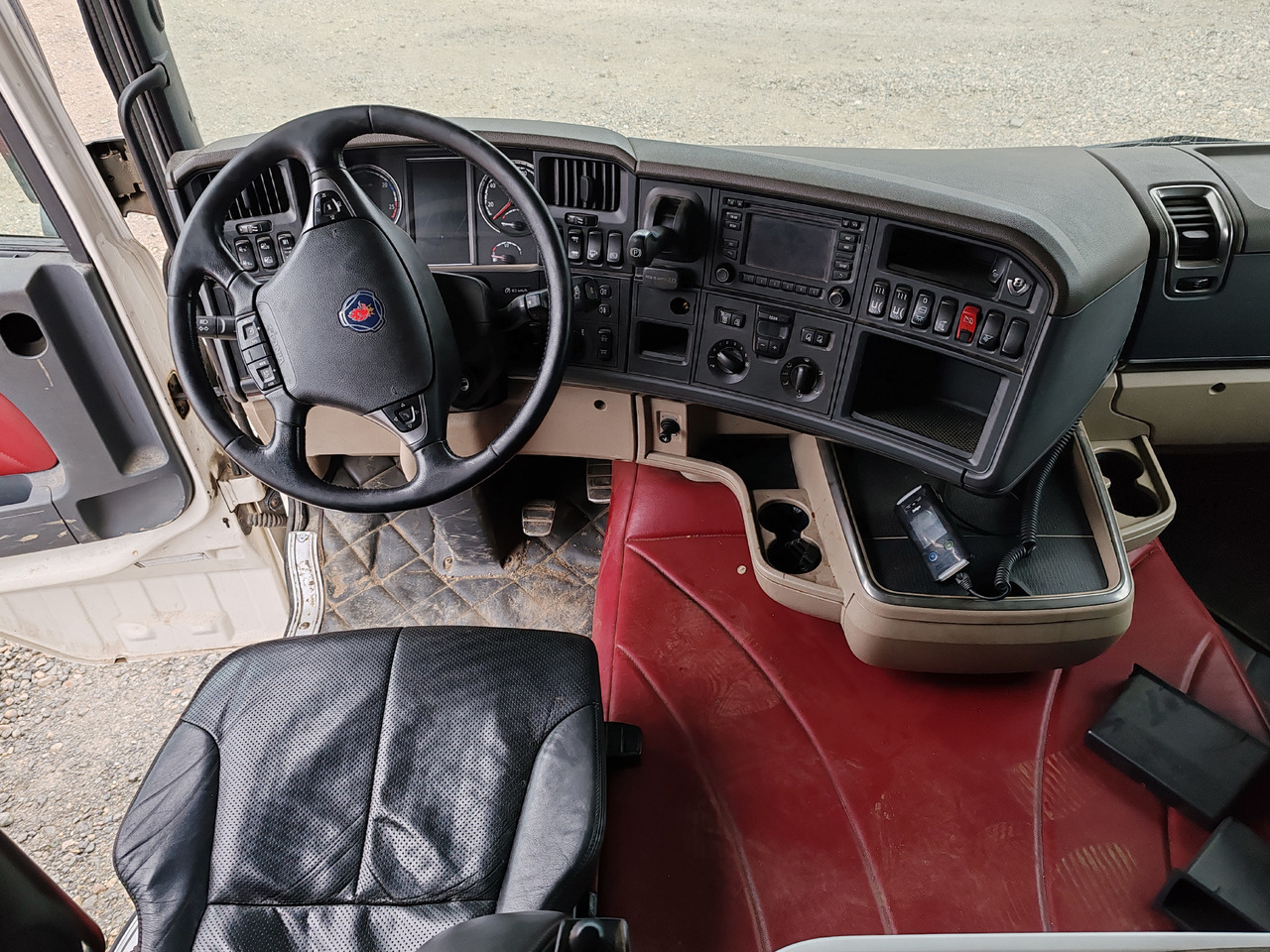 Лизинг на Scania R580 Scania R580: слика 7 Лизинг на Scania R580 Scania R580: слика 7