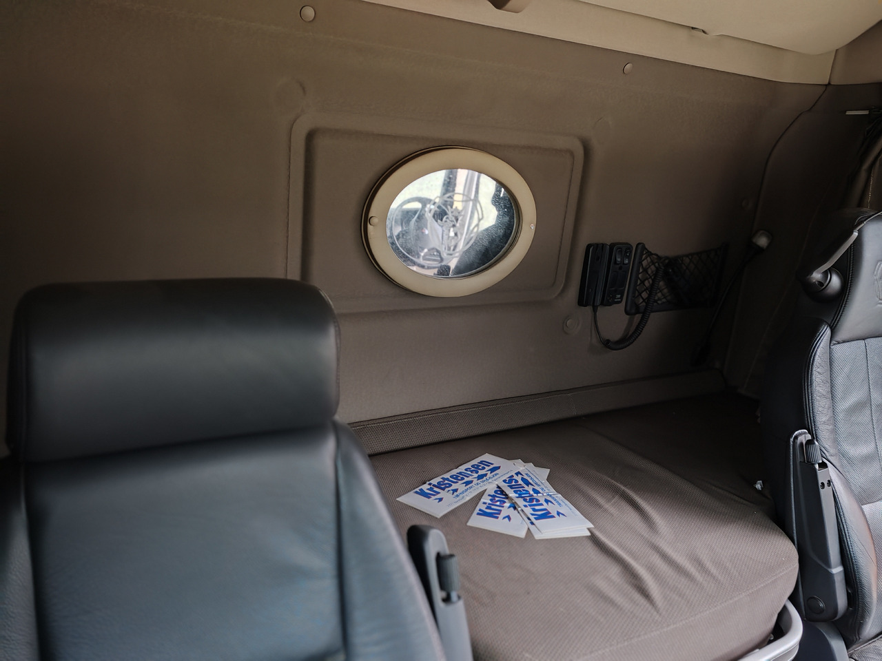 Лизинг на Scania R580 Scania R580: слика 9 Лизинг на Scania R580 Scania R580: слика 9