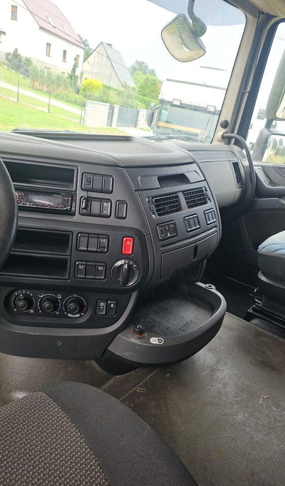 Камион влекач DAF XF460: слика 16