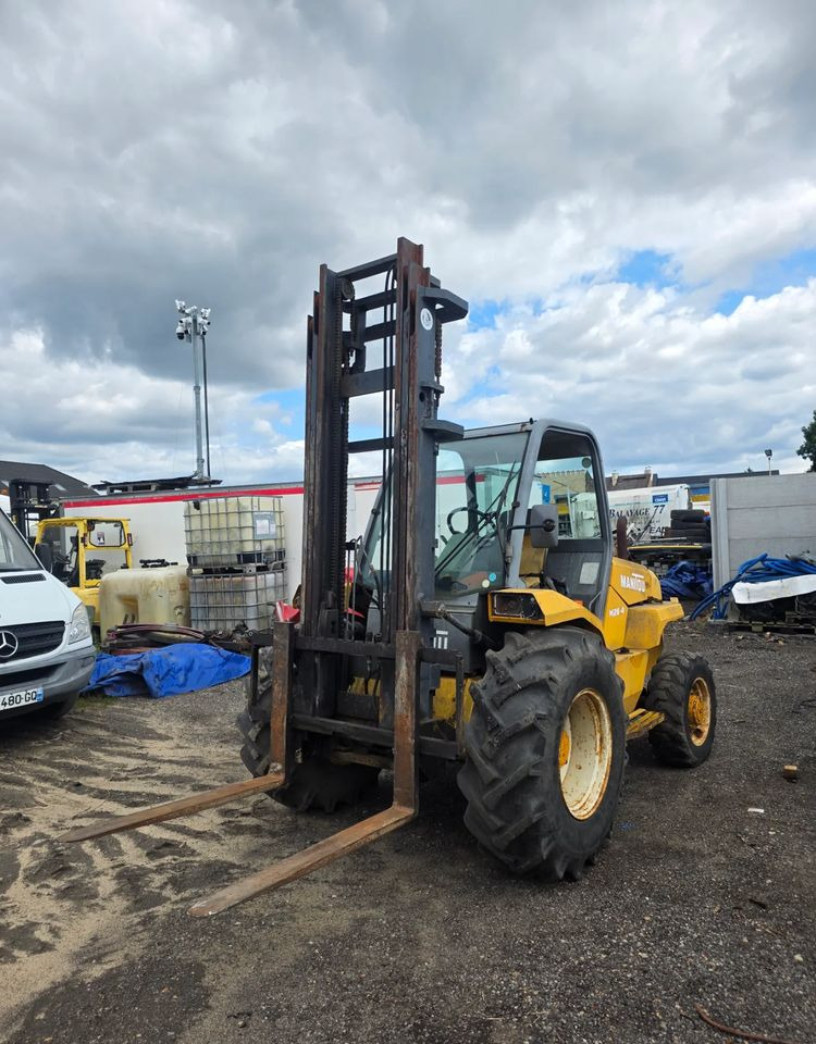 Manitou M26.4 Terenowy 4x4 5,5m - Вилушкар за груб терен: слика 2 Manitou M26.4 Terenowy 4x4 5,5m - Вилушкар за груб терен: слика 2