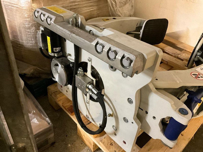 CASCADE - Машина за обработка на метал: слика 5 CASCADE - Машина за обработка на метал: слика 5