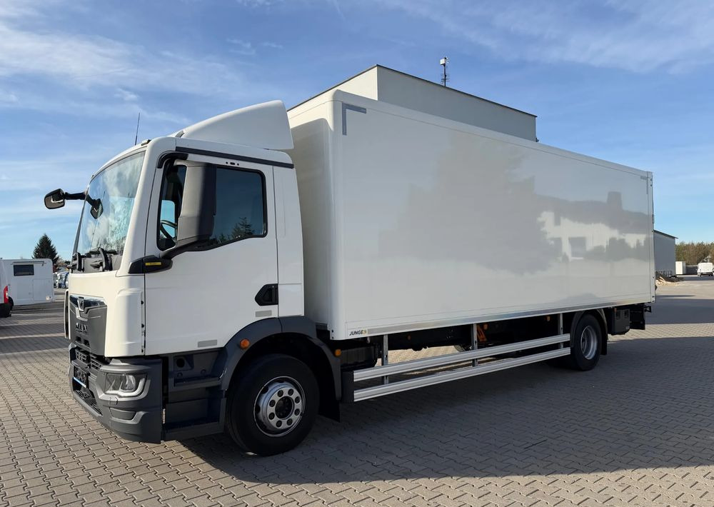 MAN TGM 15.250 NOWY MODEL! - Камион сандучар: слика 3 MAN TGM 15.250 NOWY MODEL! - Камион сандучар: слика 3